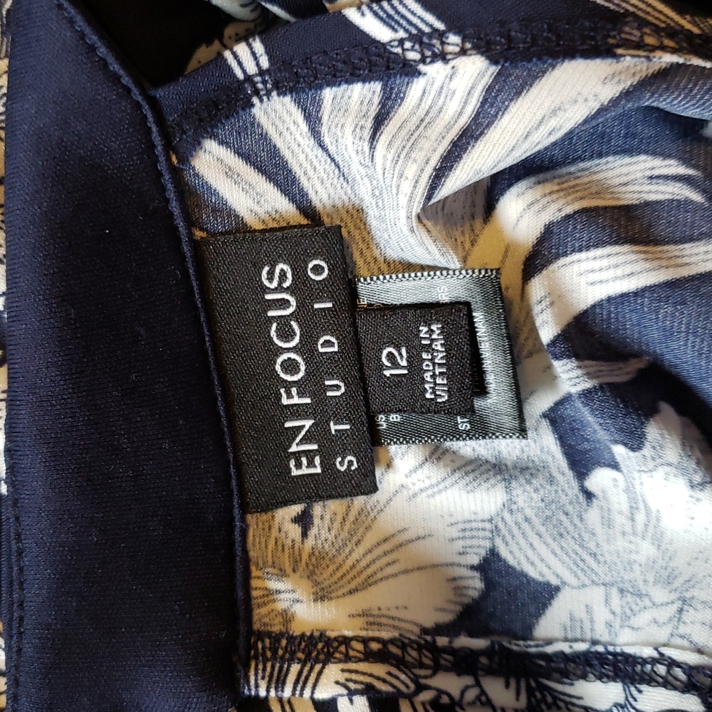 Enfocus Studio Navy and White Floral Maxi Dress - Picture 10 of 10